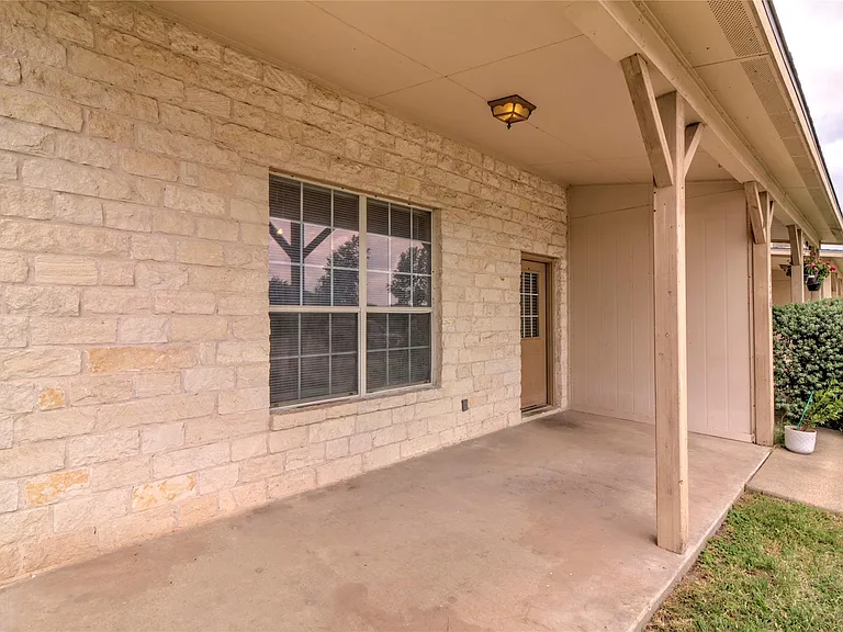 126 Sandstone Dr #D — Photo 25