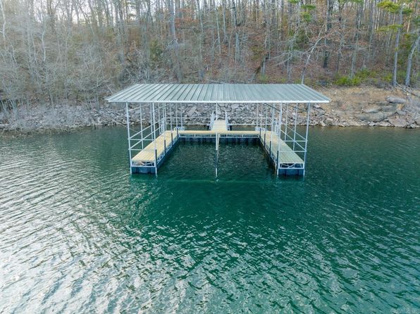 55 Sencillo St, Greers Ferry, AR 72067