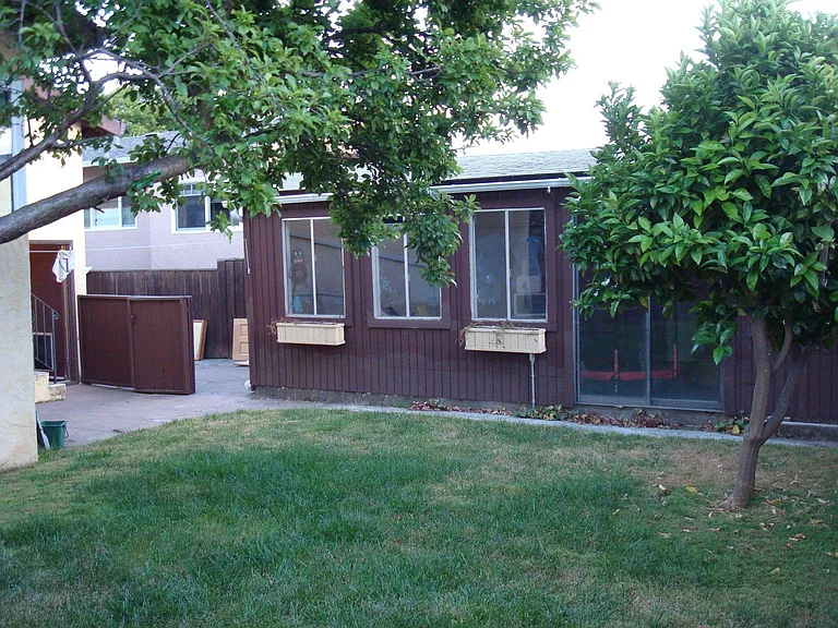 5235 Lawton Ave — Photo 16