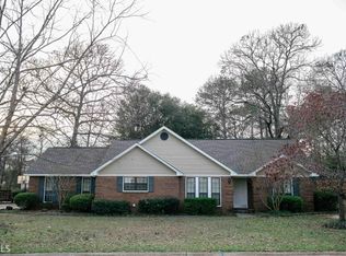 313 Bowen Dr, Warner Robins, GA 31088