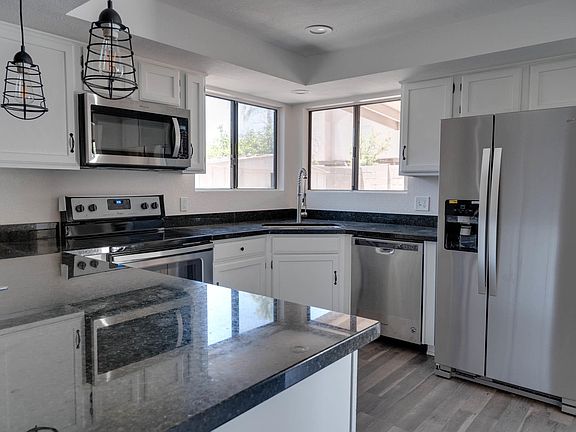3rd image of 9914 N 65th Ave