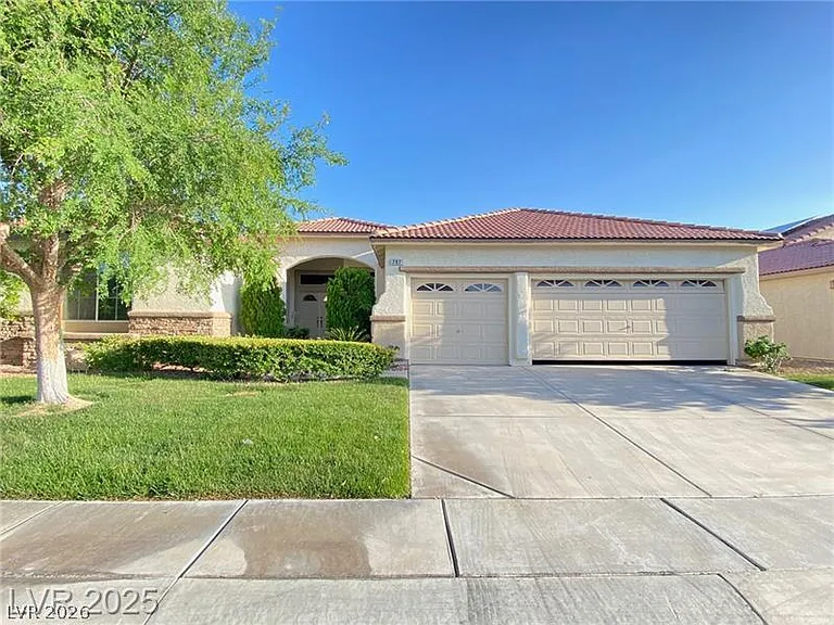 797 Tiffany Bend Ct — Photo 1