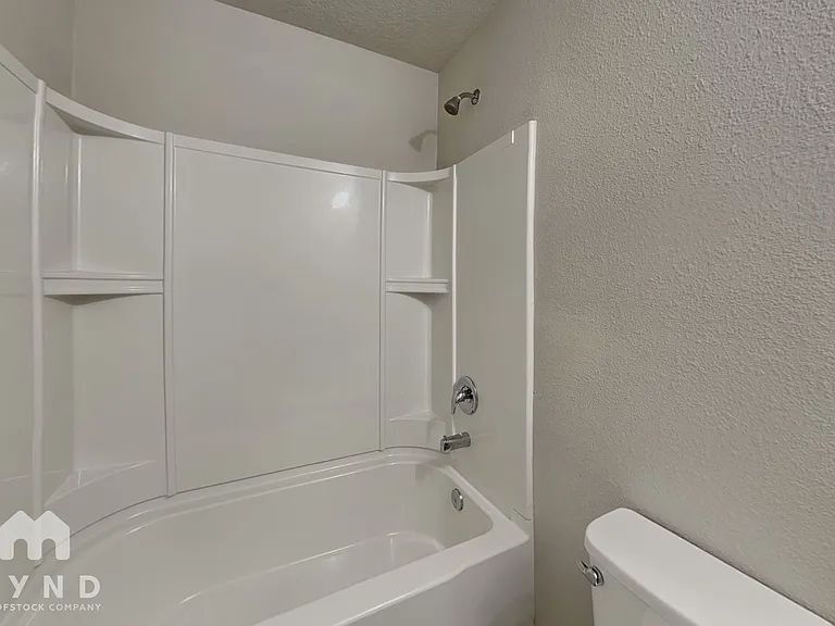 12714 Camden Crossing Dr — Photo 15