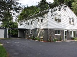 424 Shaker Run, Albany, NY 12205