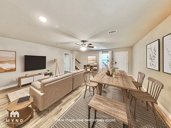 3rd image of 743 Rolling Terrace Cir