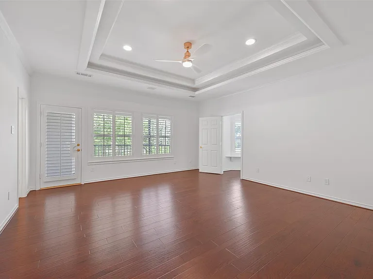 3724 Wroxton Rd — Photo 27