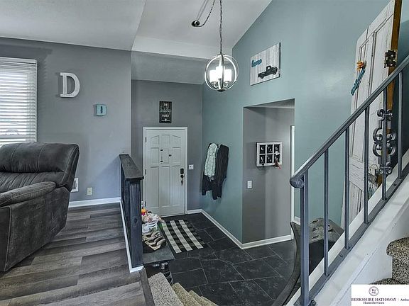 4th image of 6515 S 129th St