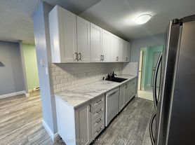 65 Highland Cres, Kitchener, ON