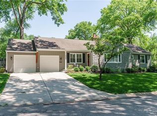 4300 W 69th St, Prairie Village, KS 66208