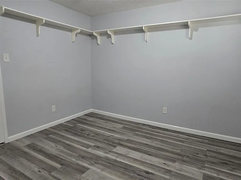 6311 Dawnridge Dr — Photo 20