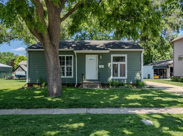 319 W 7th St, Boone, IA 50036