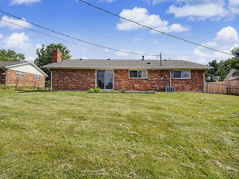 5850 Corlett Ct — Photo 12