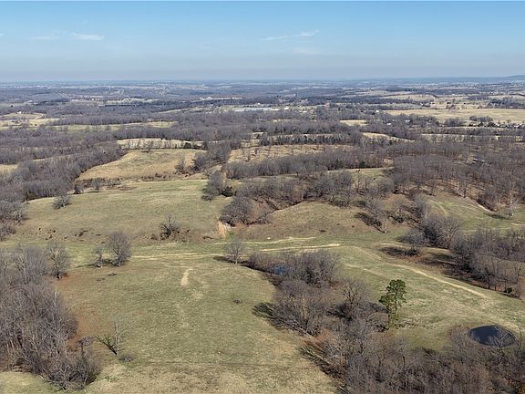 5th image of 776 County Road 811