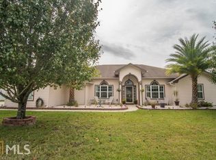 231 Lake Forest Dr, Kingsland, GA 31548