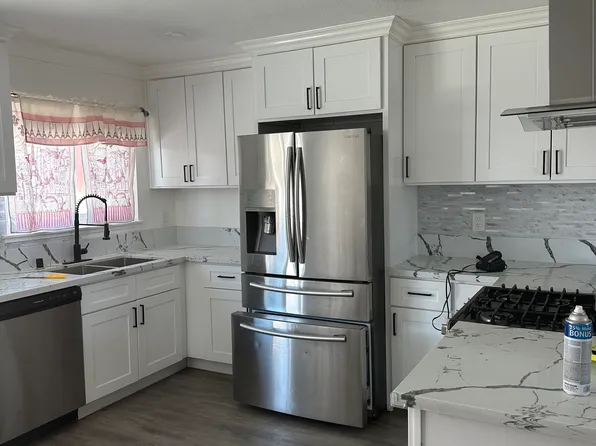304 Higgins Rd, Barstow, CA 92311