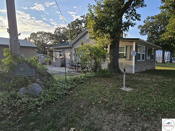 3rd image of 31707 Catfish St