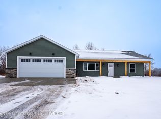 5040 Milner Rd, Stockbridge, MI 49285