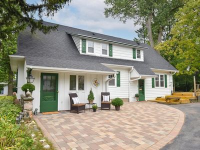 802 East Dean ROAD, Fox Pt, WI, 53217