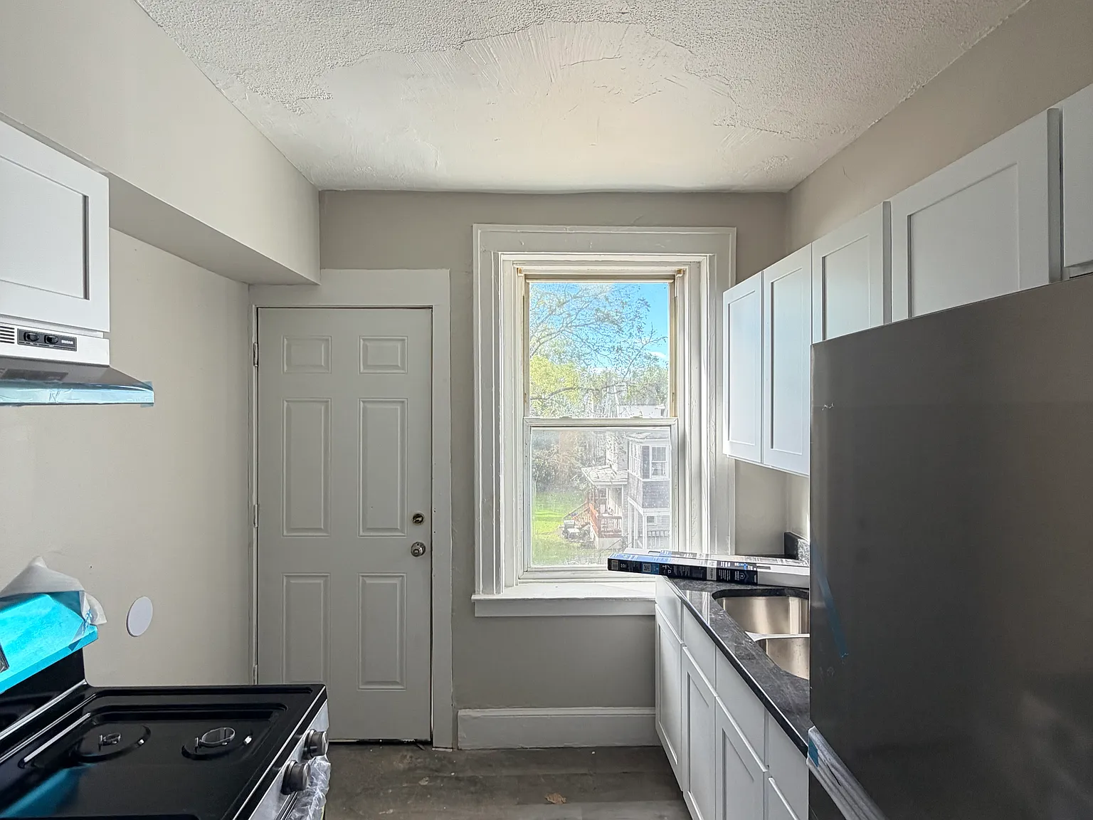 1 bed, $1,275 — Photo 3