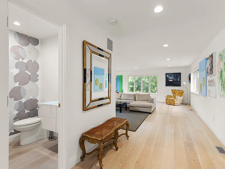 57 Jericho Rd — Photo 34