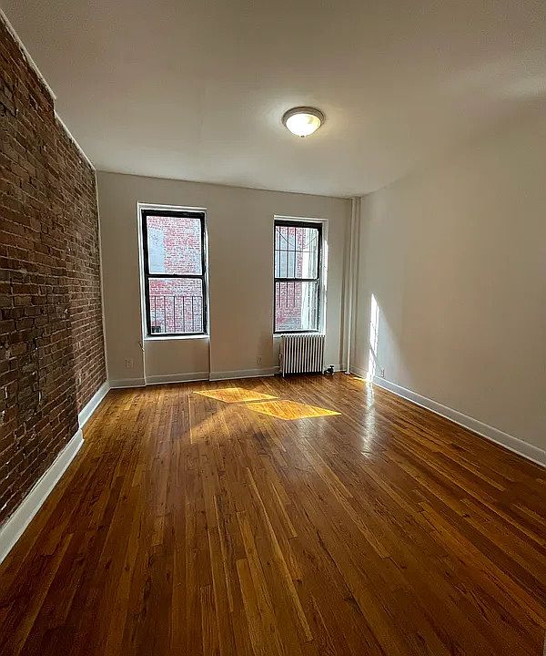 1st image of 1109 1st Ave APT 4A