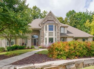 W147N9941 Emerald Ln, Germantown, WI 53022