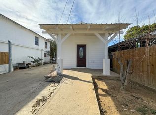 1510 Flores Ave, Laredo, TX 78040