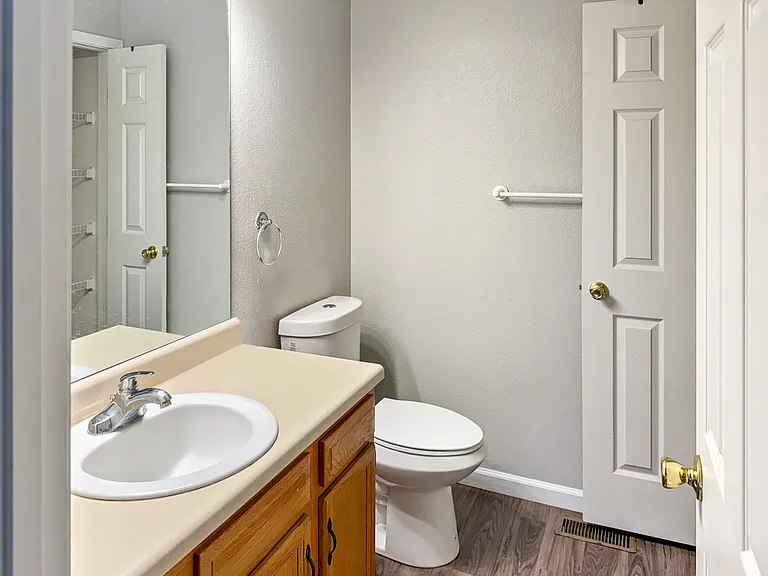 234 Evergreen Dr — Photo 9