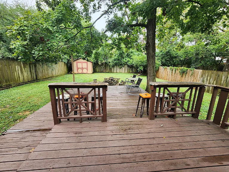 3711 Burrus St — Photo 23