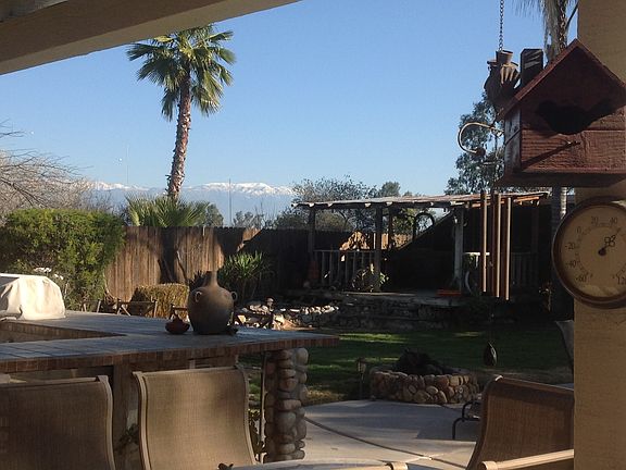 Outdoor Kitchen/porch