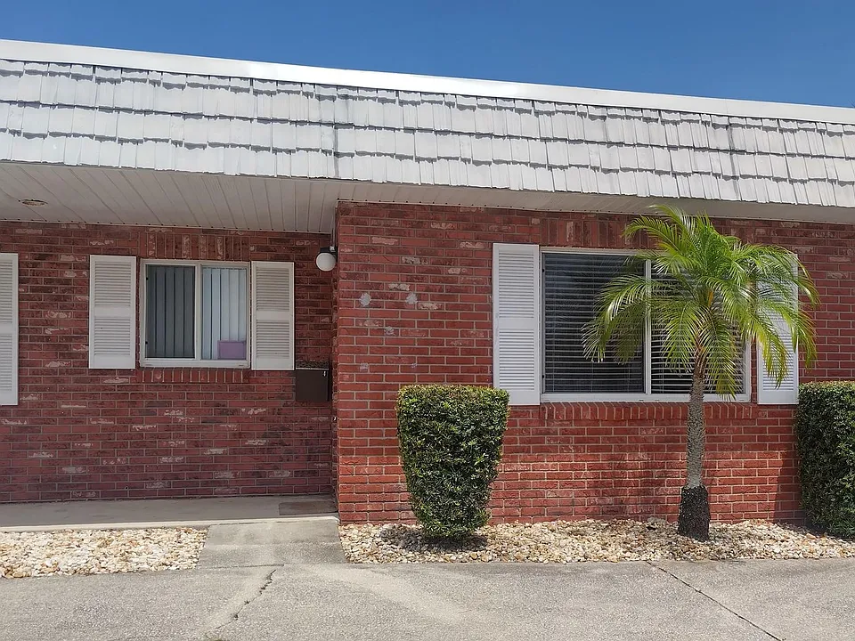 3717 Cardinal Blvd #4