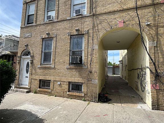 2nd image of 98-11 32nd Ave