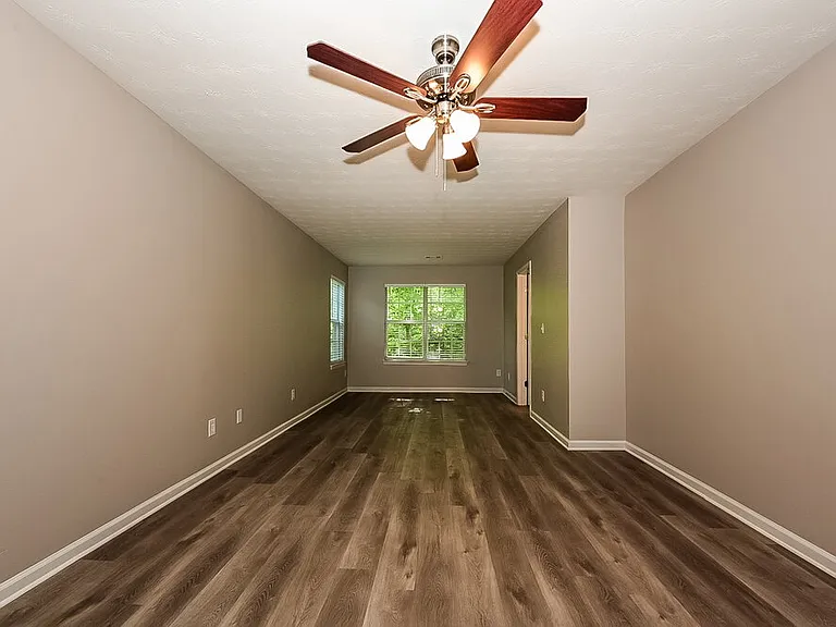 2530 Walter Way — Photo 13