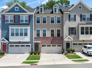 819 Richmont Grove Ln, Apex, NC 27523