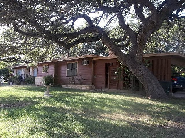 1st image of 202 Beverly Dr