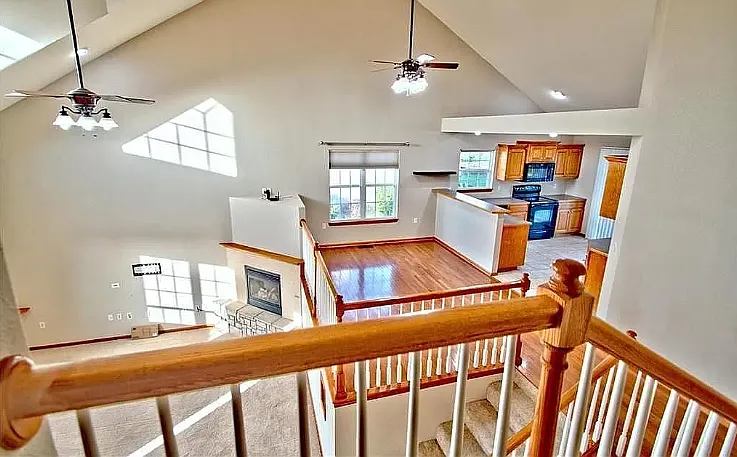 1912 Country Ridge Dr — Photo 17