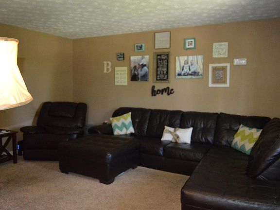 4th image of 51 Dogwood Trl