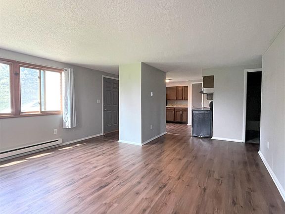 3rd image of 1963 Apartment Dr #2