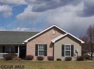 104 Wynwood Dr, Centre Hall, PA 16828