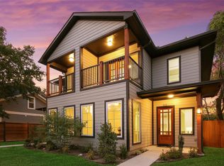 933 W 8th St, Dallas, TX 75208