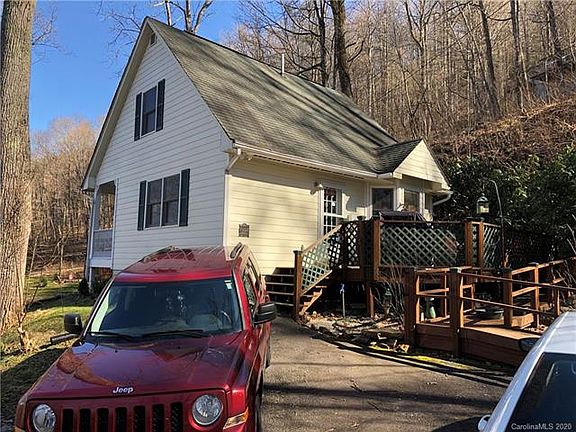 3rd image of 206 Forest Dr