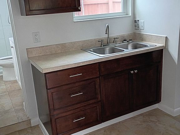 full size sink