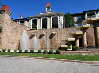 5701 Coach Gate Wynde APT 35, Windy Hills, KY 40207