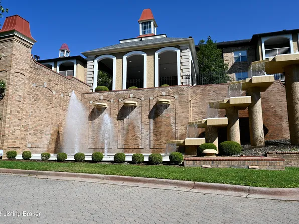 5701 Coach Gate Wynde APT 35, Windy Hills, KY 40207