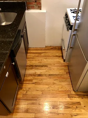 Rented by LJ Sloane Management | media 20