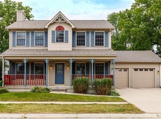 2620 Camden Dr, Ames, IA 50010