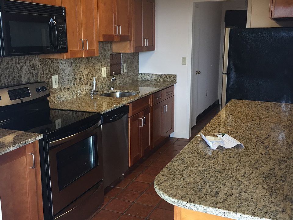 1st image of 60 Longwood Ave #929