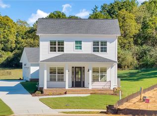 213 Bostic Ct, Pendleton, SC 29670