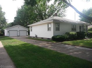708 River St, Spring Lake, MI 49456