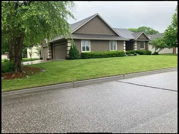 3171 N Forest Lakes Ct, Wichita, KS 67205